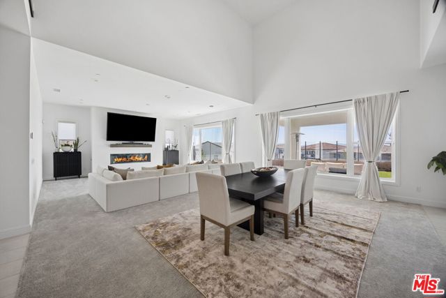 Image 4 of 35 For 11800 Tudor Court