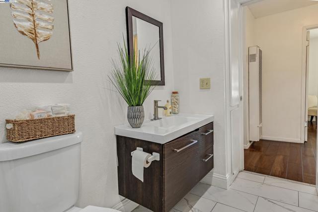 2715 Mosswood Dr, San Jose CA: https://media.crmls.org/mediaz/1df7ae89-144b-49b5-99a0-96404effec3d.jpg