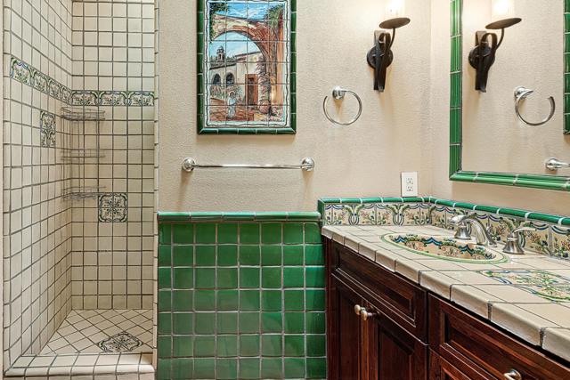 78270 Avenida Nuestra, La Quinta CA: https://media.crmls.org/mediaz/1df7daef-9b8e-4d13-b1b1-38eff66b7feb.jpg