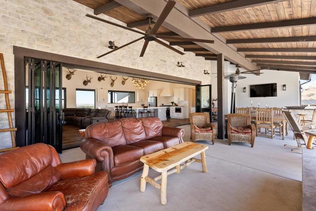 3000 Coppa Court, Hollister CA: https://media.crmls.org/mediaz/1df87184-3180-48a9-9ce2-69d3d1e821ab.jpg