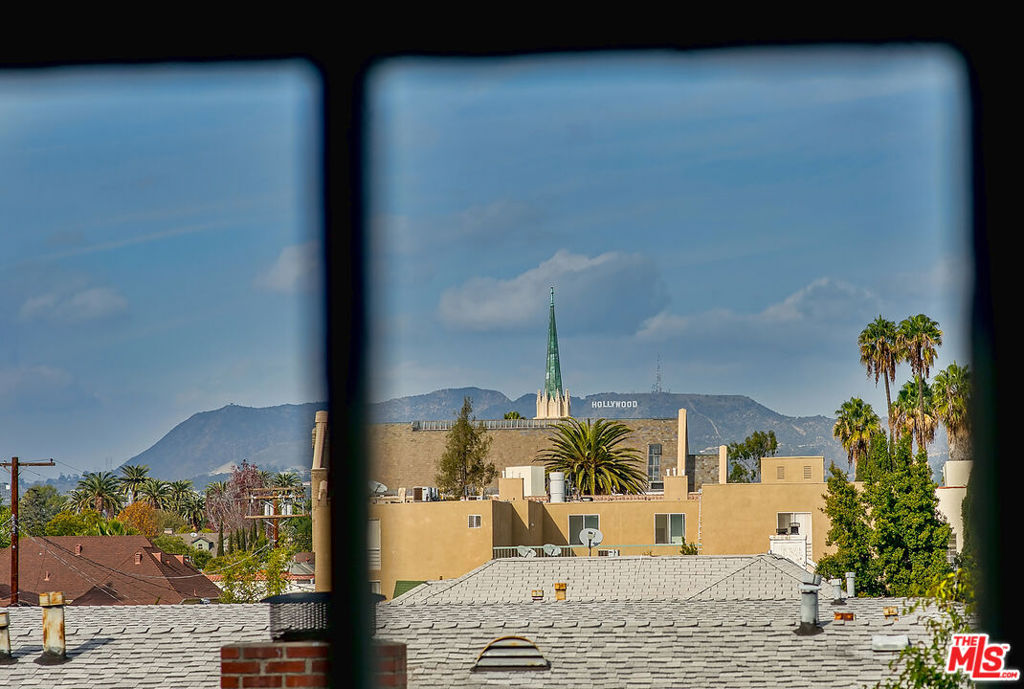 MLS #25550861 img 16