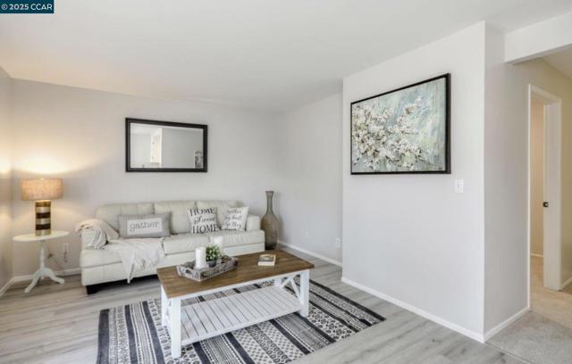 1095 Mohr Ln, Concord CA: https://media.crmls.org/mediaz/1df9e5cd-c2f6-4605-b918-e547e5a53ea3.jpg