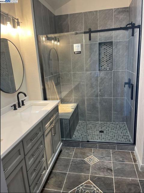 4772 Mendocino Ter, Fremont CA: https://media.crmls.org/mediaz/1dfa56e3-100d-478c-a2b8-7314bf984a43.jpg