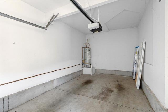11121 Catarina Lane, San Diego CA: https://media.crmls.org/mediaz/1dfa8087-33fc-4d6a-aeab-aa5cf41b1093.jpg