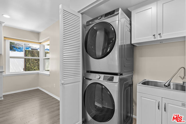 11241 Pearl Street, Los Angeles CA: https://media.crmls.org/mediaz/1dfae69d-a724-454f-8dee-94a6d3ffc8e6.jpg