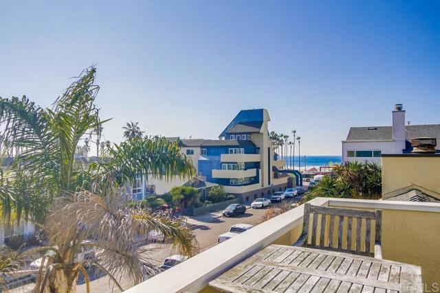 152 Evergreen Ave # 4, Imperial Beach, California 91932, 2 Bedrooms Bedrooms, ,2 BathroomsBathrooms,Residential,For Sale,152 Evergreen Ave # 4,CRPTP2407386