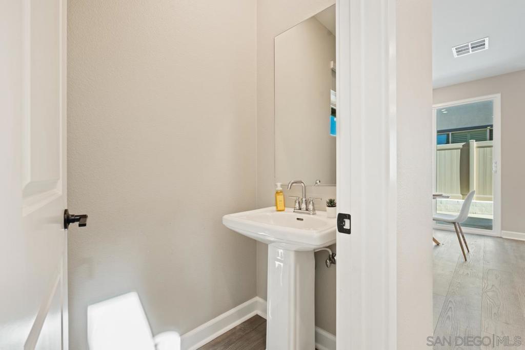 MLS #250042612SD image #20