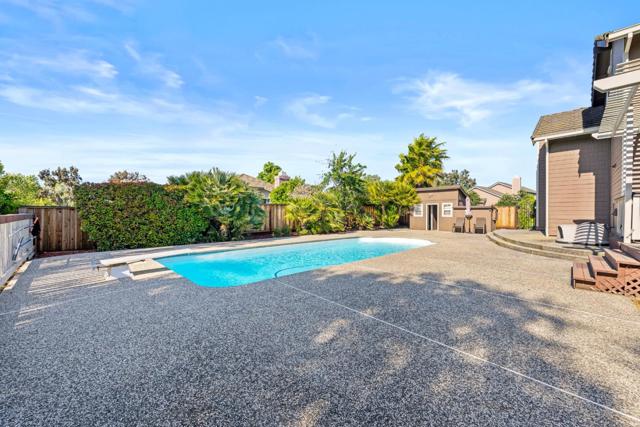 151 Tierra Del Sol, Hollister CA: https://media.crmls.org/mediaz/1dfd9927-5f9e-4871-a5cd-9bdcc0c16b3d.jpg