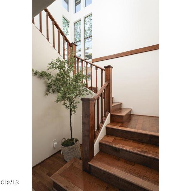 840 Ivy Lane, Montecito CA: https://media.crmls.org/mediaz/1dfdb66d-43d3-47b7-9d89-fc3becd534ac.jpg