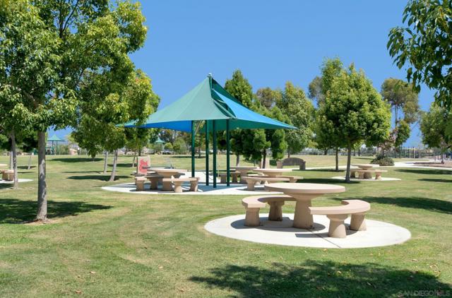 13800 Torrey Del Mar Dr, San Diego CA: https://media.crmls.org/mediaz/1dfdd702-7dc7-4e36-a536-6d9a4dfc1c34.jpg