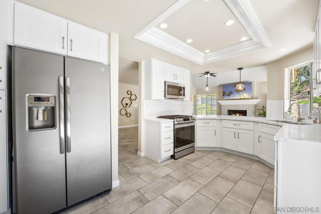 11781 Caminito De Las Missiones, San Diego CA: https://media.crmls.org/mediaz/1dfe9778-3254-414f-9f39-99060ea574cb.jpg