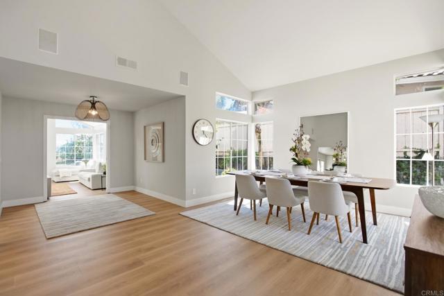 Detail Gallery Image 4 of 26 For 1708 Countryside Dr, Vista,  CA 92081 - 4 Beds | 3 Baths