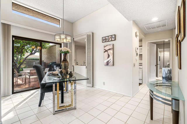 1456 Tiffany Circle N, Palm Springs, CA 92262