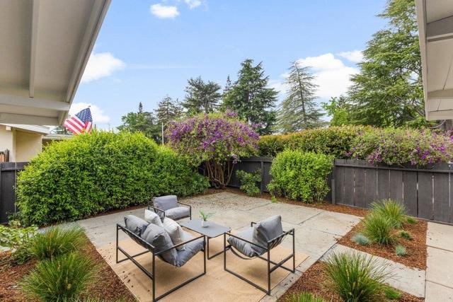 385 Cronin Drive, Santa Clara CA: https://media.crmls.org/mediaz/1dff745a-0476-45e6-a2ad-a34f116d1198.jpg