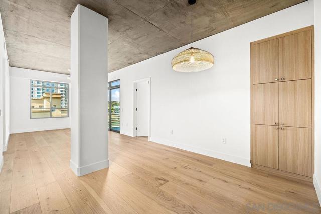 801 Ash St, San Diego CA: https://media.crmls.org/mediaz/1e00799e-a7d6-4667-a5c8-ac8473004ff7.jpg
