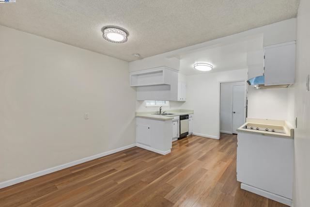 677 Wall St, Livermore CA: https://media.crmls.org/mediaz/1e020c9c-b002-4e84-9e53-28b8e7ab6662.jpg