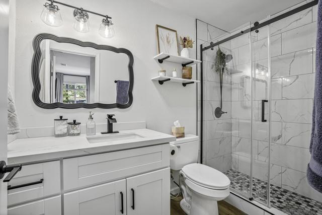 4212 Vista Del Rio Way, Oceanside CA: https://media.crmls.org/mediaz/1e0276b7-64d0-47b5-96ac-047fa6b26947.jpg