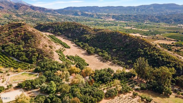 Detail Gallery Image 5 of 31 For 2250 Hermitage Rd, Ojai,  CA 93023 - 2 Beds | 2 Baths