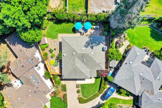 192 Oak Court, Menlo Park CA: https://media.crmls.org/mediaz/1e033fc1-fd7a-4589-aefb-731ea6abe176.jpg