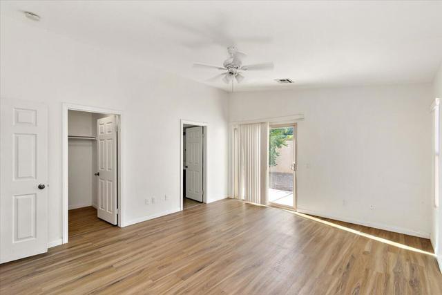 Image 11 of 34 For 37623 Glenn Avenue