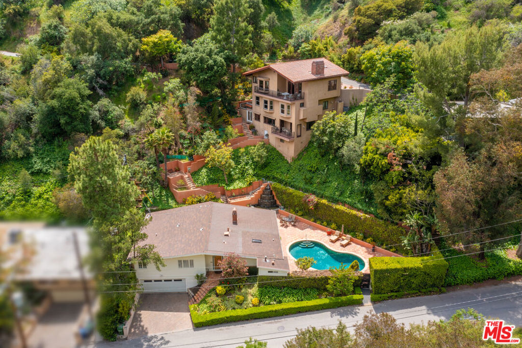 10160 Cielo Drive