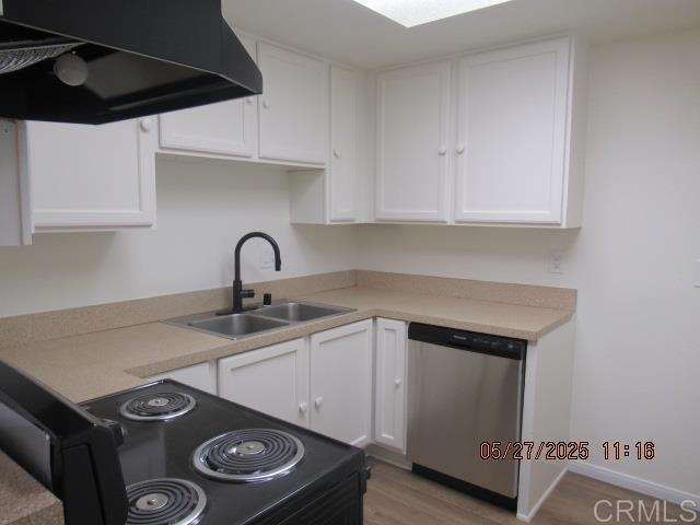 1450 Melrose Avenue, Chula Vista CA: https://media.crmls.org/mediaz/1e051a1d-a9ec-41a8-b0b0-ce4985881bf5.jpg