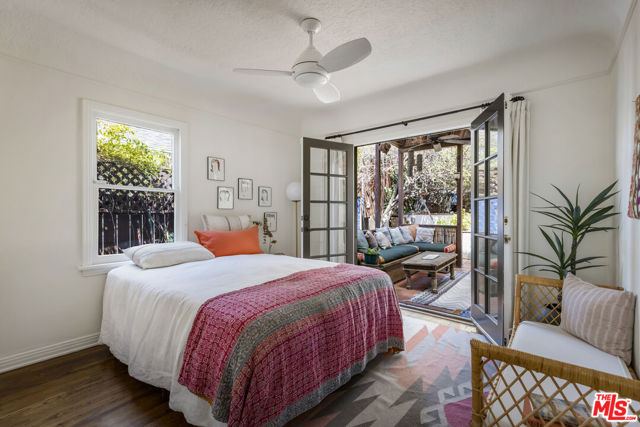 6105 Mount Angelus Drive, Los Angeles CA: https://media.crmls.org/mediaz/1e0559f5-9daf-4daa-ac63-65b4694de762.jpg