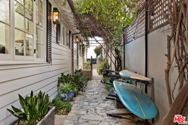 Drew Fenton | 23618 Malibu Colony Road Malibu CA | MLS: 7165966