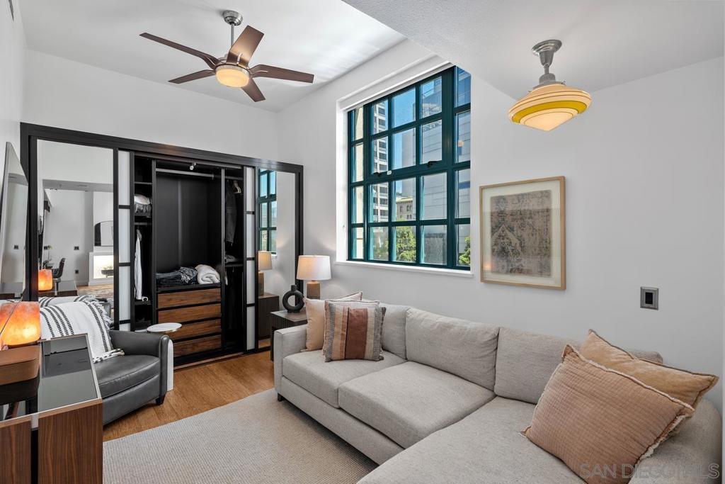 700 E St - photo 9