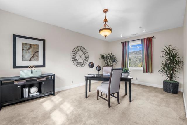 18101 Idylwild Road, Los Gatos CA: https://media.crmls.org/mediaz/1e080829-271d-4459-abe4-f87922ab9d11.jpg