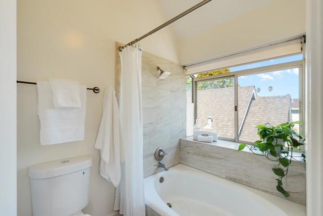 918 3rd Street, Santa Cruz CA: https://media.crmls.org/mediaz/1e08b255-ec69-4f0c-83e0-2b639c241a86.jpg