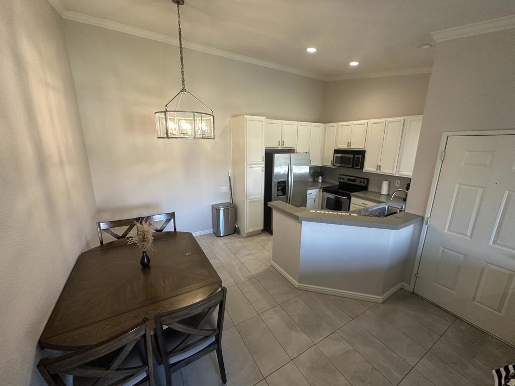 78650 Avenue 42 #610