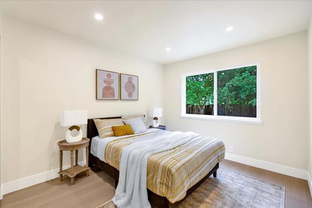6586 Woodcliff Court, San Jose CA: https://media.crmls.org/mediaz/1e0a18f2-e4f1-4e5a-8c22-32f1d783cd65.jpg