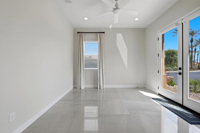 78420 Heritage Way, La Quinta CA: https://media.crmls.org/mediaz/1e0b5887-aa66-4c3e-9b7b-69664b9a3621.jpg