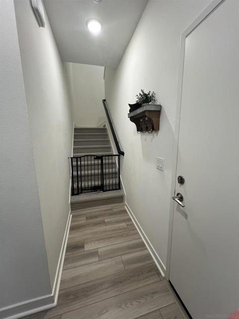 Image 21 of 38 For 35140 Grove Trl