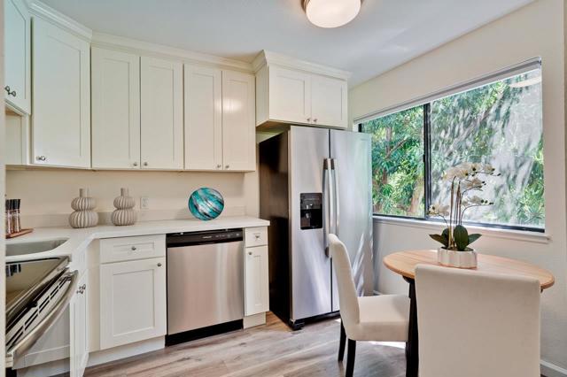 954 Kiely Boulevard, Santa Clara CA: https://media.crmls.org/mediaz/1e0b85f6-bf44-4044-89f7-8835b232220c.jpg