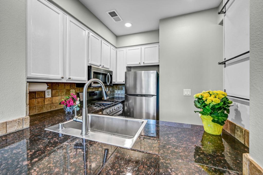 6072 Paseo Salinero - photo 6