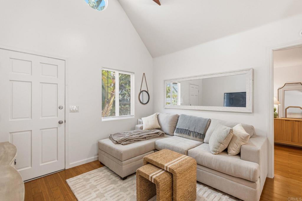 215 Lolita Street - photo 7