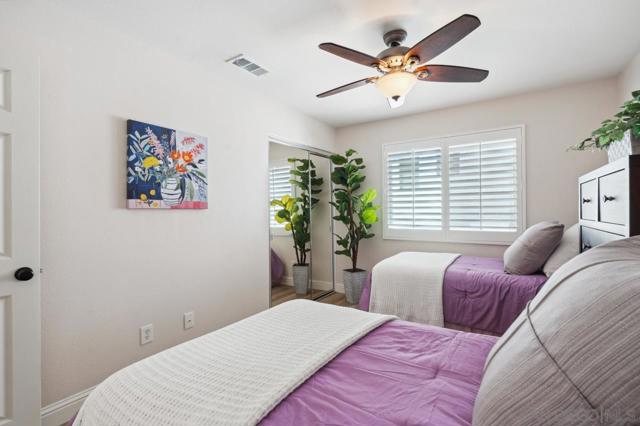 11353 Creekstone Ln, San Diego CA: https://media.crmls.org/mediaz/1e0c215d-6690-4930-9cb6-955415ae2f3d.jpg