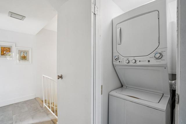 Image 26 of 47 For 2727 Sierra Madre  5