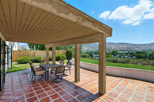 30670 Passageway Place, Agoura Hills CA: https://media.crmls.org/mediaz/1e0e5522-845a-4412-81a8-11299ff8f3cf.jpg