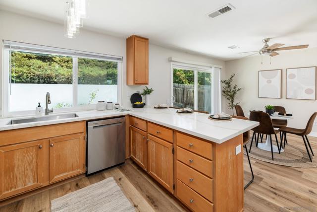 14555 High Pine St, Poway CA: https://media.crmls.org/mediaz/1e0edfa8-c4bf-424e-bdff-078a744086c3.jpg