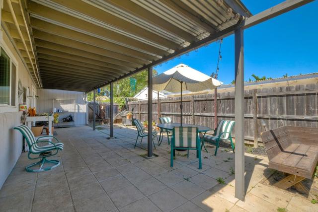 Detail Gallery Image 18 of 52 For 1807 Calle Sinaloa, Vista,  CA 92084 - 4 Beds | 2 Baths