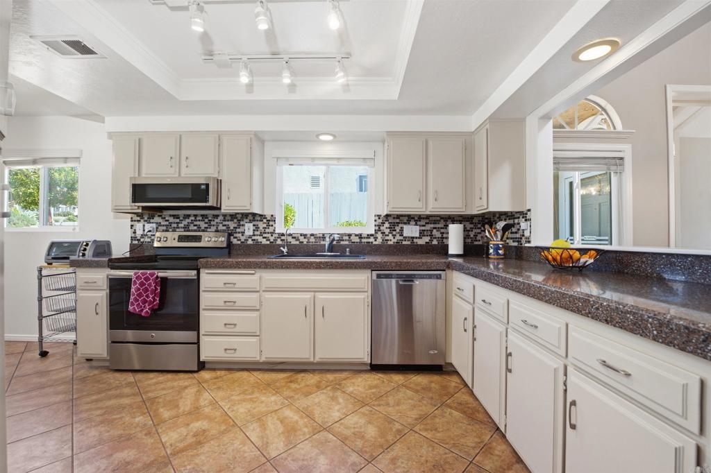 1428 Portofino Drive - photo 5