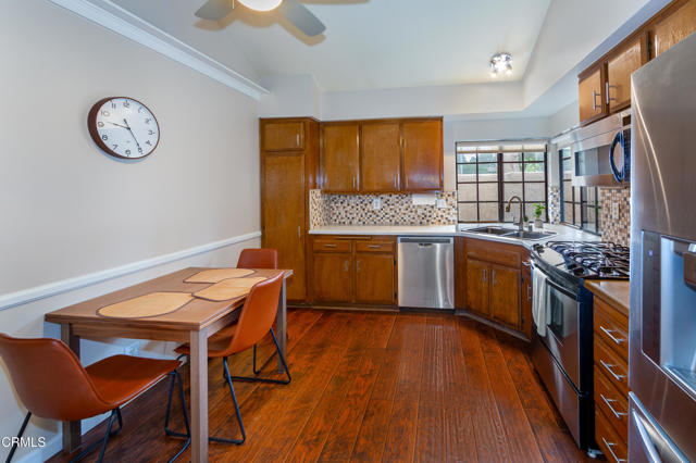 Detail Gallery Image 6 of 19 For 3762 via Pacifica Walk, Oxnard,  CA 93035 - 2 Beds | 2 Baths