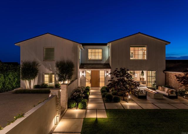 6260 Waverly Avenue, La Jolla CA: https://media.crmls.org/mediaz/1e154e9d-9b10-47f6-b003-5f8c263a615b.jpg