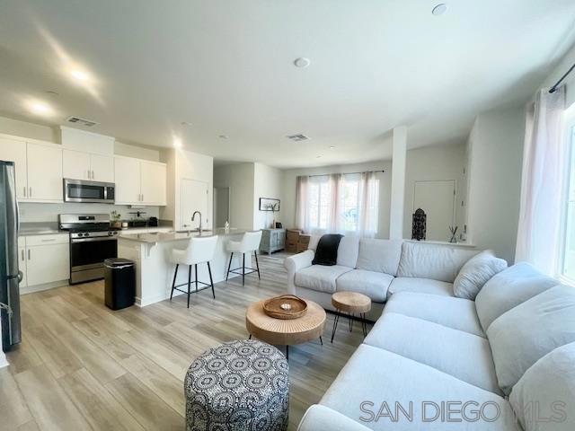 Image 7 of 38 For 35140 Grove Trl