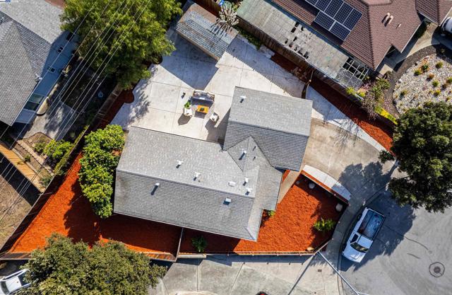 474 Oliver St, Milpitas CA: https://media.crmls.org/mediaz/1e163e9f-0cd7-4cfc-a1f1-1b6fbfac6962.jpg