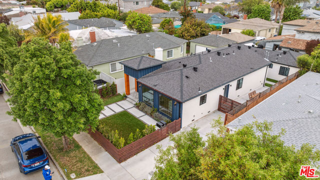 3976 Mclaughlin Avenue, Los Angeles CA: https://media.crmls.org/mediaz/1e182ab1-8a59-457e-9743-021fe877608c.jpg