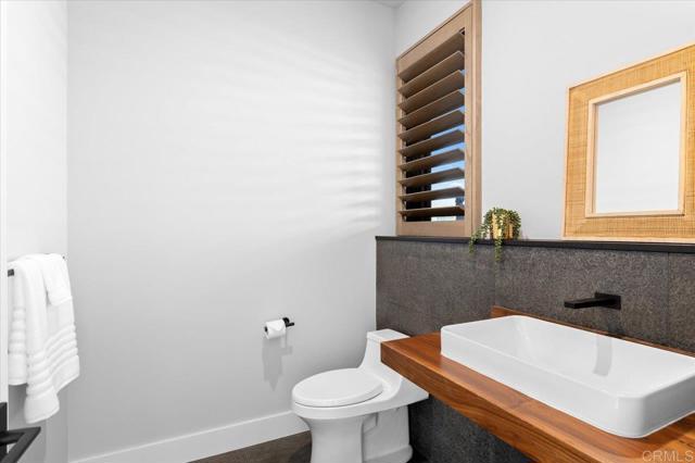 Detail Gallery Image 14 of 28 For 2677 State St #301,  Carlsbad,  CA 92008 - 2 Beds | 2/1 Baths